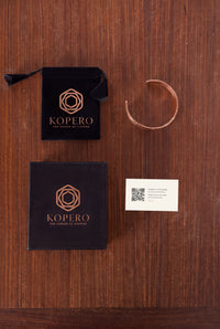 Kopero Premium Kopararmband Hamrad, med sammetspåse, ask och tackkort